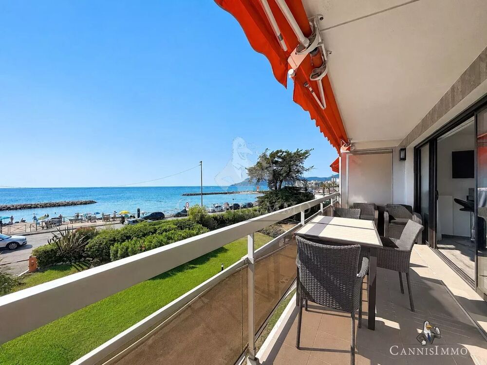 MANDELIEU-LA-NAPOULE - FRONT DE MER GRAND 2P/3P - TERRASSE