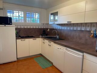  Maison � vendre 9 pi�ces 268 m�