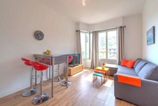  Appartement à louer 2 pièces 38 m²