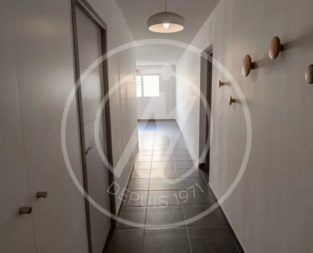 Vente Appartement À VENDRE  APPARTEMENT T3 AU MOULE - 198 500 euros Le moule