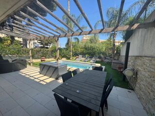  Maison � vendre 5 pi�ces 200 m�