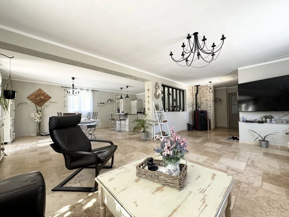 � vendre  Maison Le Cannet-des-Maures (83340)