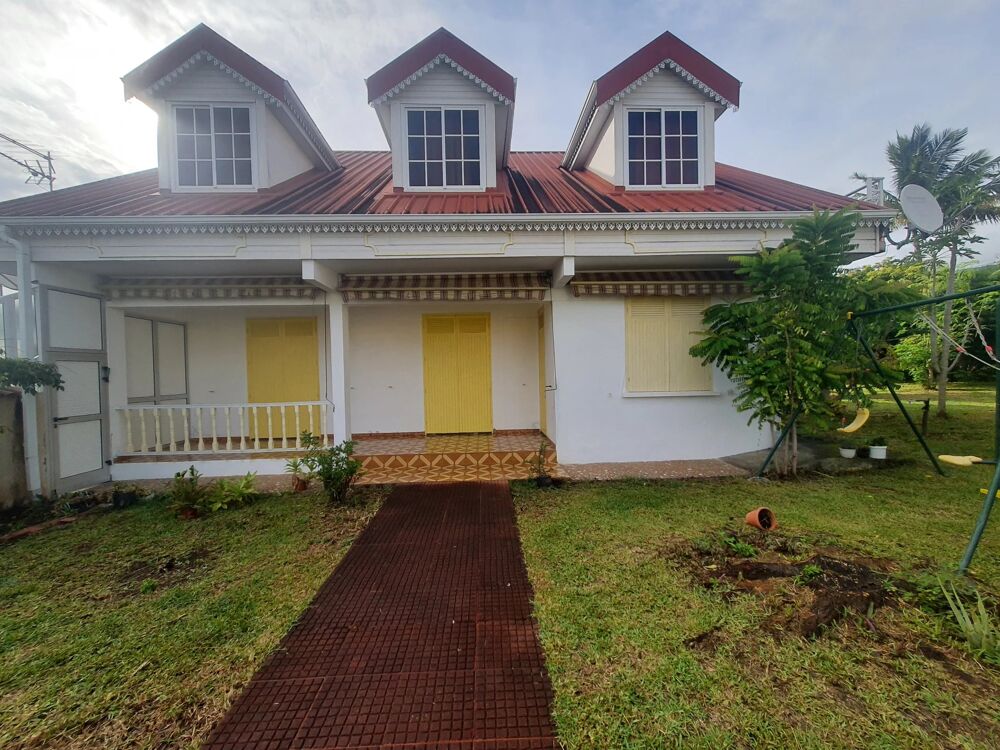 Location Maison Villa - 5 pièces - 135 m² Sainte-marie
