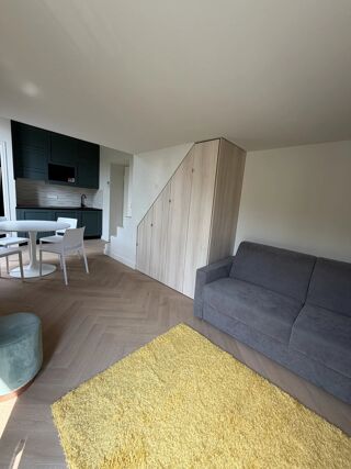  Appartement à louer 2 pièces 33 m²