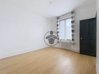  Appartement à louer 3 pièces 89 m²
