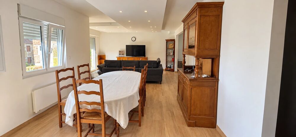 Vente Maison Vaste maison de famille Belle-isle-en-terre