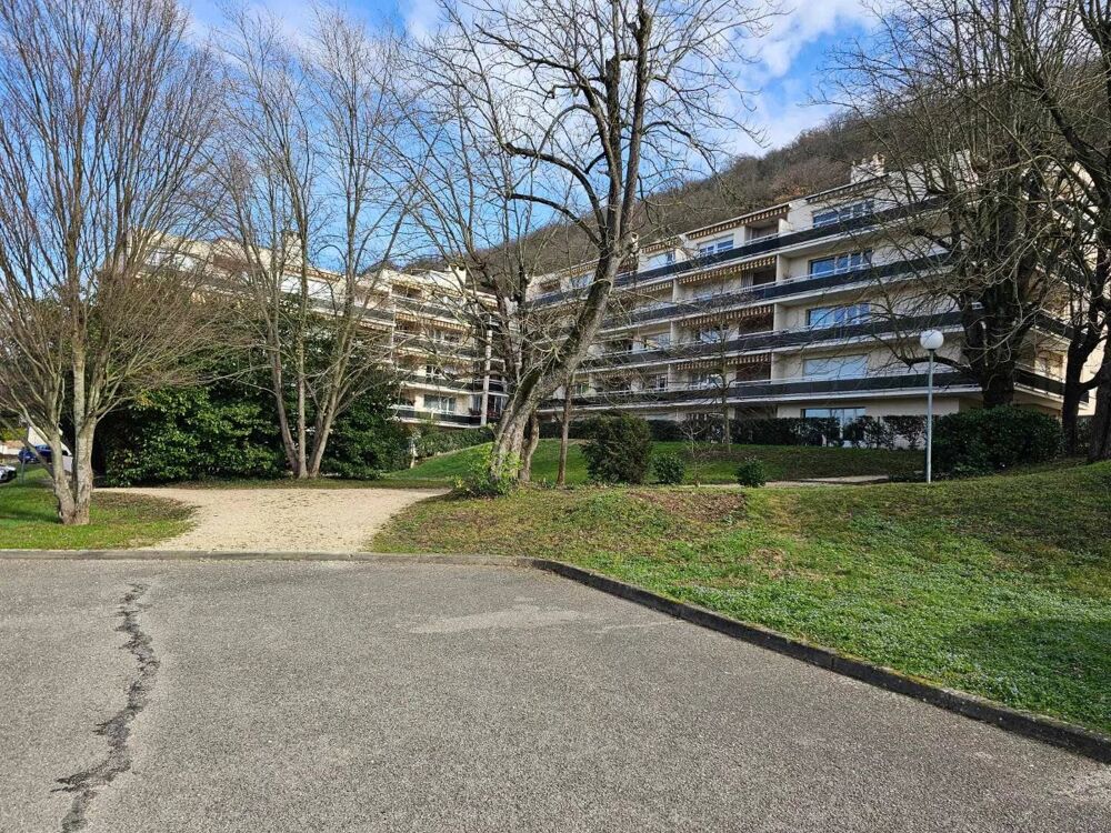 Vente Appartement VIENNE Sud, appartement T6 de 130 m avec jardin et garage. Vienne