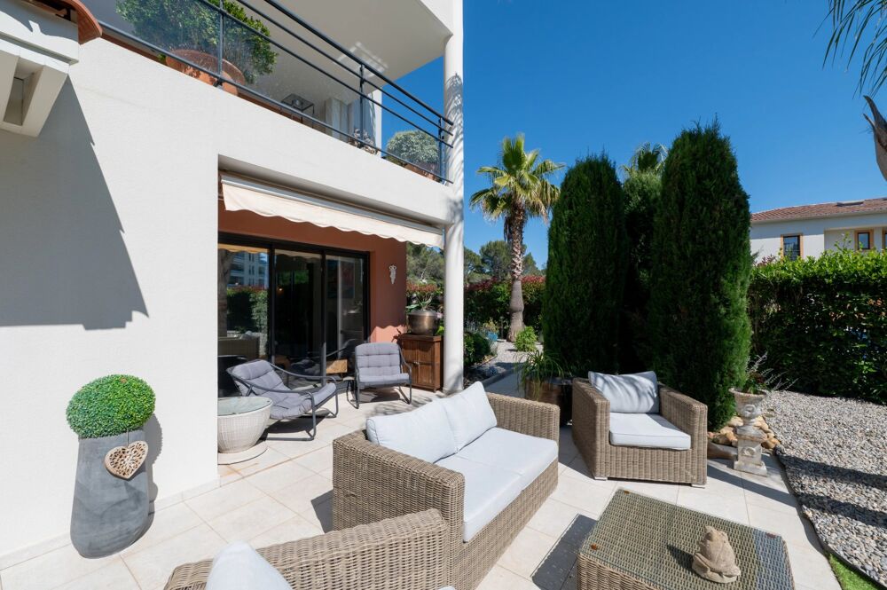 à vendre  Appartement Saint-Raphaël (83700)