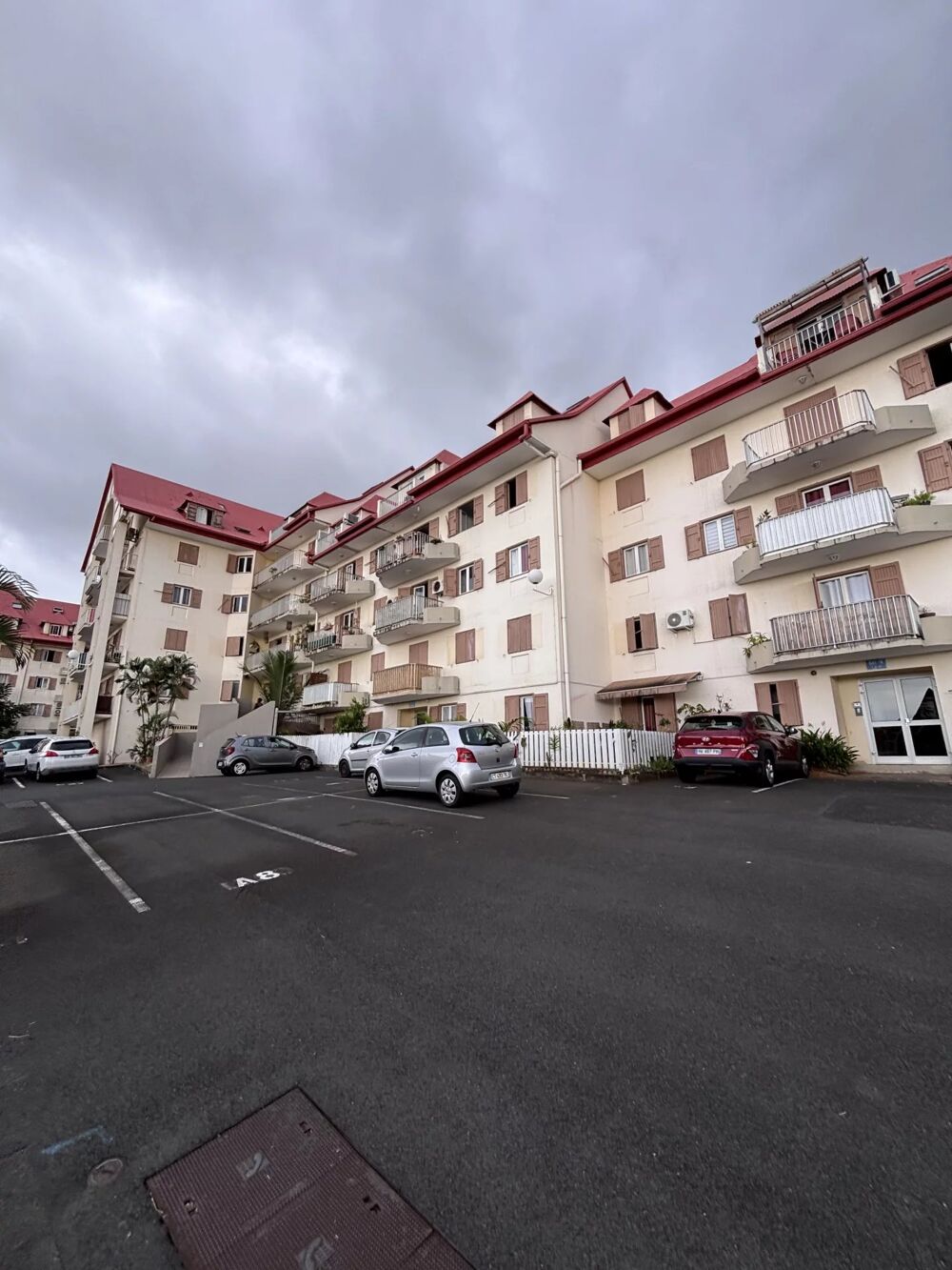 APPARTEMENT T3 MONTGAILLARD  SAINT-DENIS 97400
