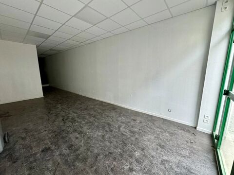 Local Commercial - Centre-Ville de St Quentin 1030 02100 Saint-quentin