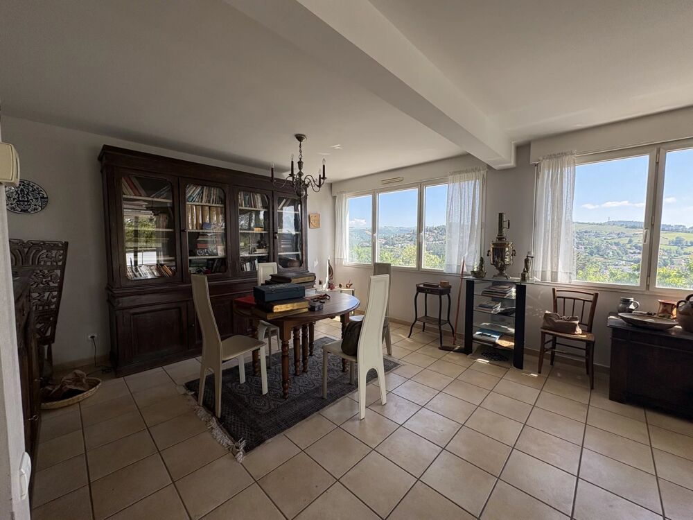 Appartement T5 avec terrasse, Secteur prisé de Saint-Priest-en-J