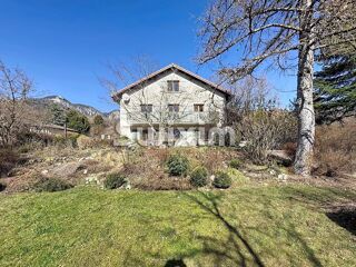  Maison � vendre 9 pi�ces 320 m�