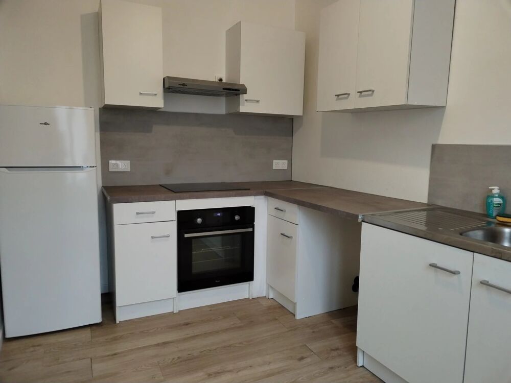 Vente Immeuble IMMEUBLE DE RAPPORT 3 APPARTEMENTS 6P CENTRE-VILLE LORREZ-LE-BOC Lorrez-le-bocage-préaux