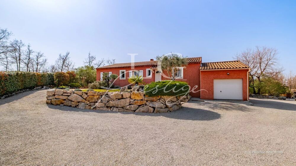 Vente Maison Callian – Villa plain-pied 4 chambres avec piscine, au calme Callian