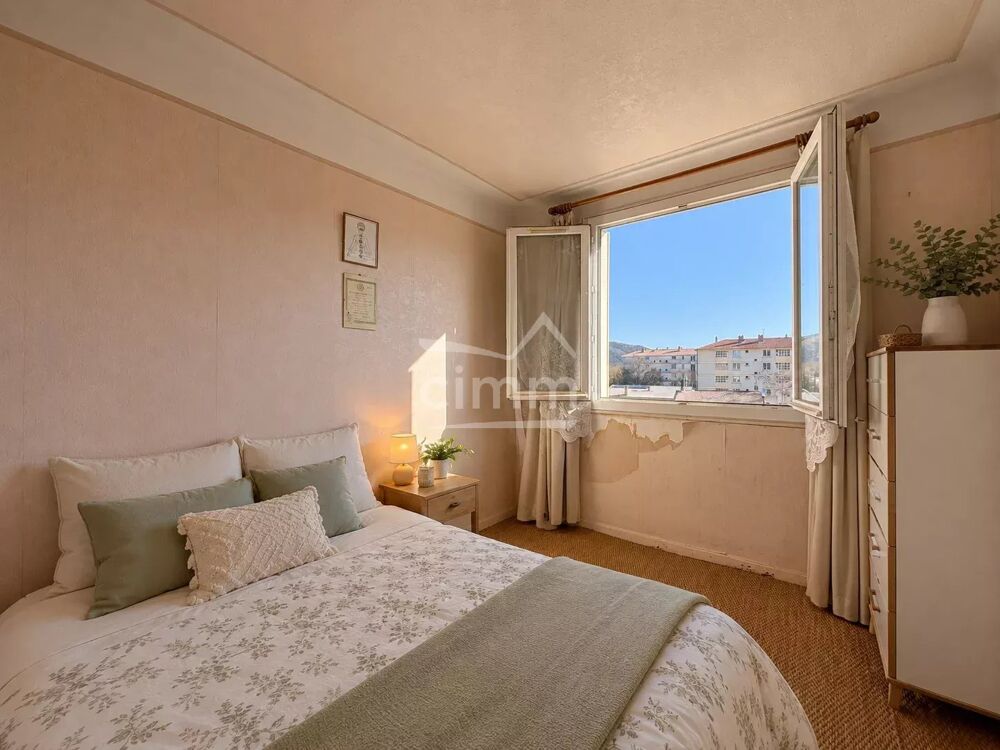 Appartement T5 avec balcon à Sisteron