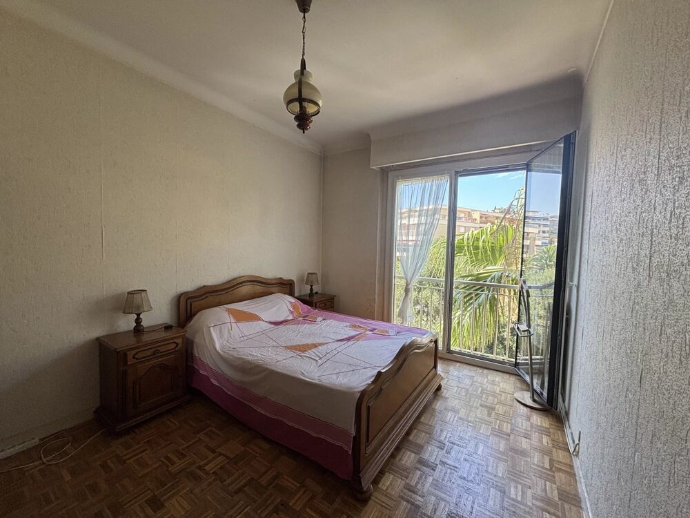 Location Appartement Trois pièces de 100m² avec vue mer panoramique, terrasse de 20m² Nice