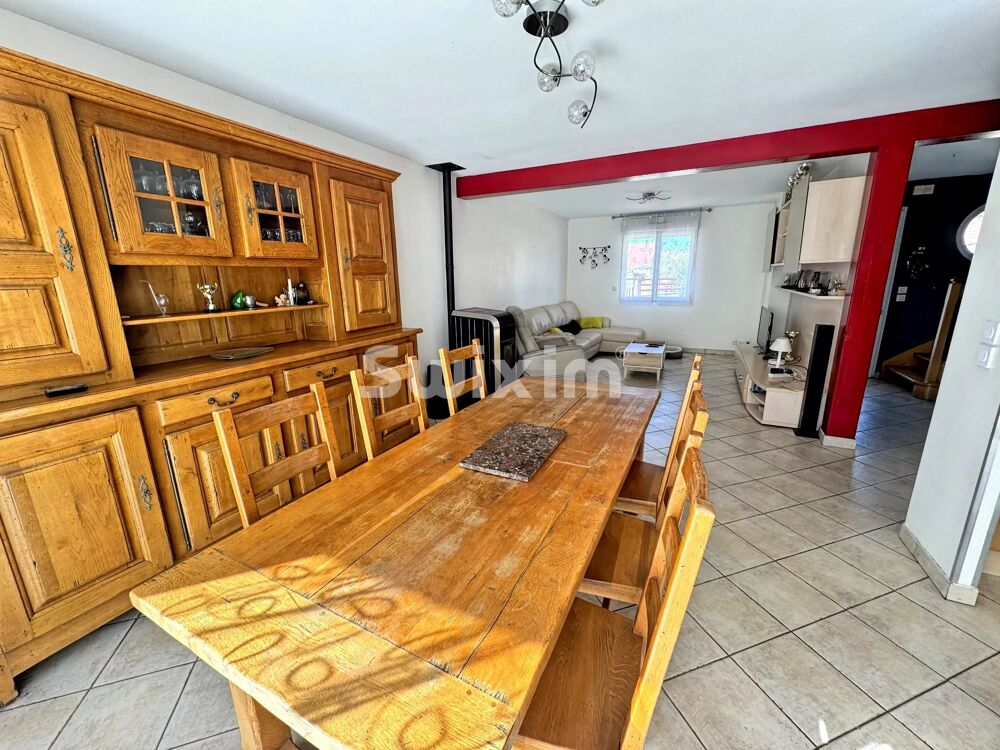 Maison moderne de 130 m² avec piscine à Saint-Aubin