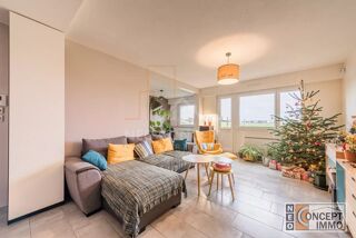  Appartement à louer 4 pièces 79 m²