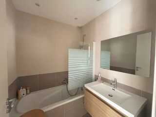  Appartement à louer 2 pièces 45 m²