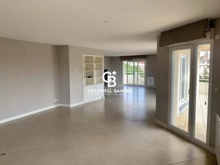  Appartement � louer 5 pi�ces 177 m�