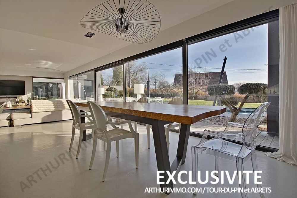 � vendre  Maison La Tour-du-Pin (38110)