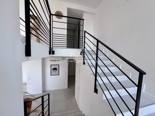 Appartement à vendre 4 pièces 111 m²