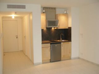  Appartement à louer 1 pièce 26 m²