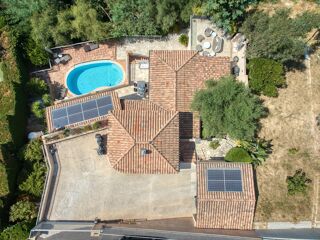  Villa � vendre 5 pi�ces 221 m�