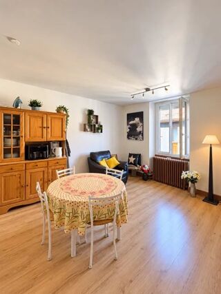  Appartement à louer 2 pièces 33 m²