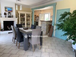 Maison à vendre 8 pièces 266 m²