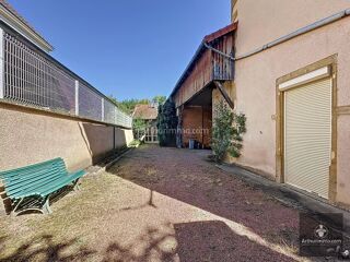  Immeuble � vendre 10 pi�ces 185 m�