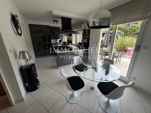  Maison � vendre 8 pi�ces 267 m�