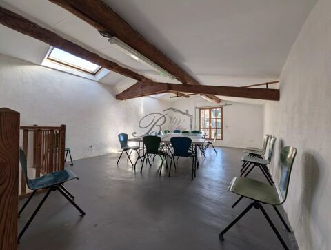   Vente local  de 71 m²,  La Bastidonne 84120. 
