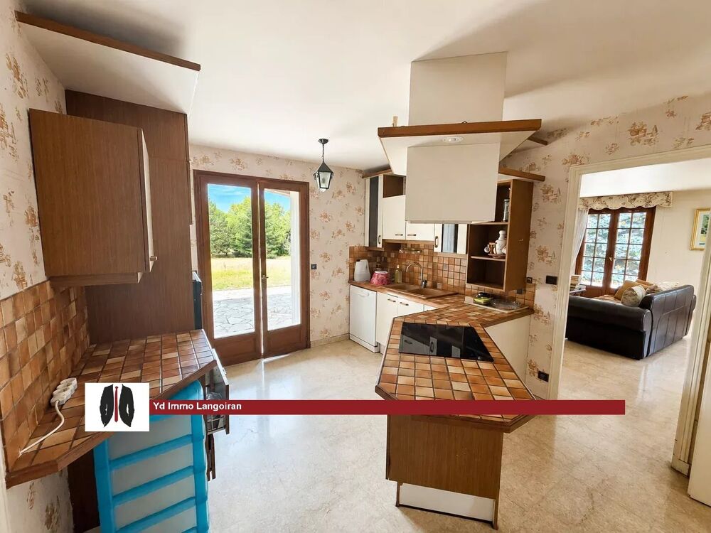 CAMBLANES ET MEYNAC - Maison traditionnelle sur grand terrain