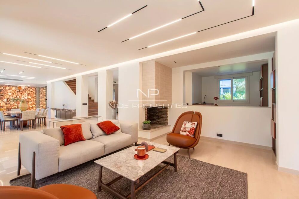 Exceptionnelle villa moderne de 450 m² au coeur de Saint Jean Ca