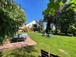  Maison à vendre 15 + pièces 412 m²