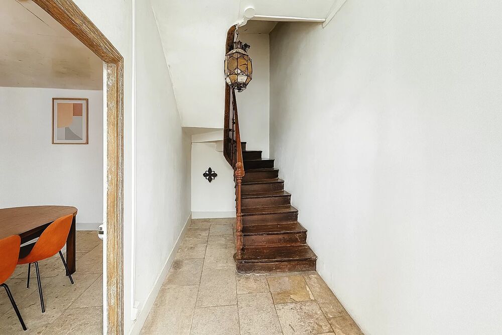 En exclusivité, à Ravières, maison de village de caractère
