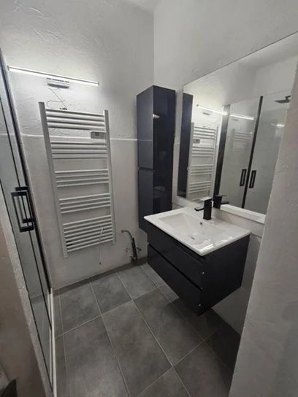Location Appartement Studio de 30m² avec balcon sur le bord de mer de cagnes sur mer Cagnes-sur-mer