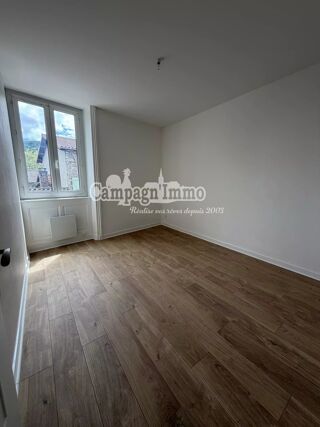  Appartement à louer 4 pièces 78 m²