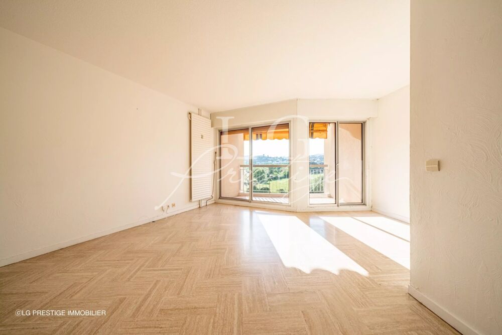 Vente Appartement Grand Studio à 900 mètres des plages Mandelieu-la-napoule