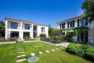  Maison à vendre 10 pièces 270 m²
