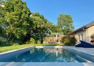  Villa � vendre 7 pi�ces 228 m�