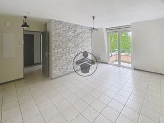  Appartement à louer 2 pièces 44 m²