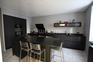  Maison � vendre 11 pi�ces 210 m�