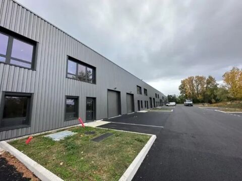 &Agrave; VENDRE ou a louer � LOCAUX D'ACTIVIT&Eacute;S NEUFS &Agrave; BOURGOIN-JALLIE 324520 38300 Bourgoin-jallieu