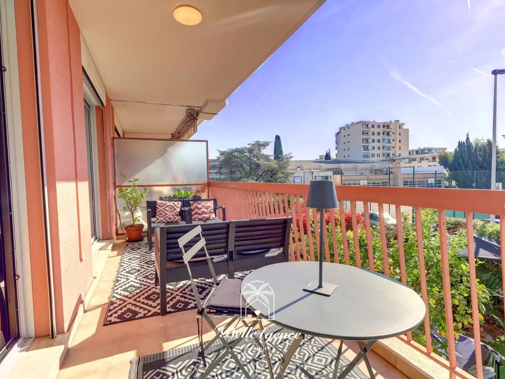 à vendre  Appartement Cagnes-sur-Mer (06800)