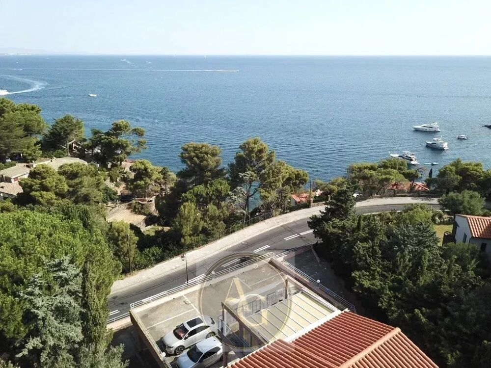 Appartement type 2 avec Parking et terrasse à Collioure