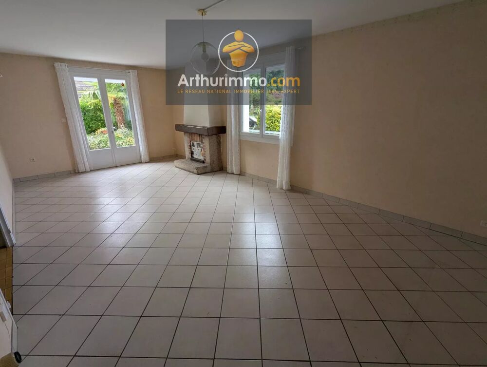JOSSELIN MAISON 5 CHAMBRES AVEC TERR. 960 M²