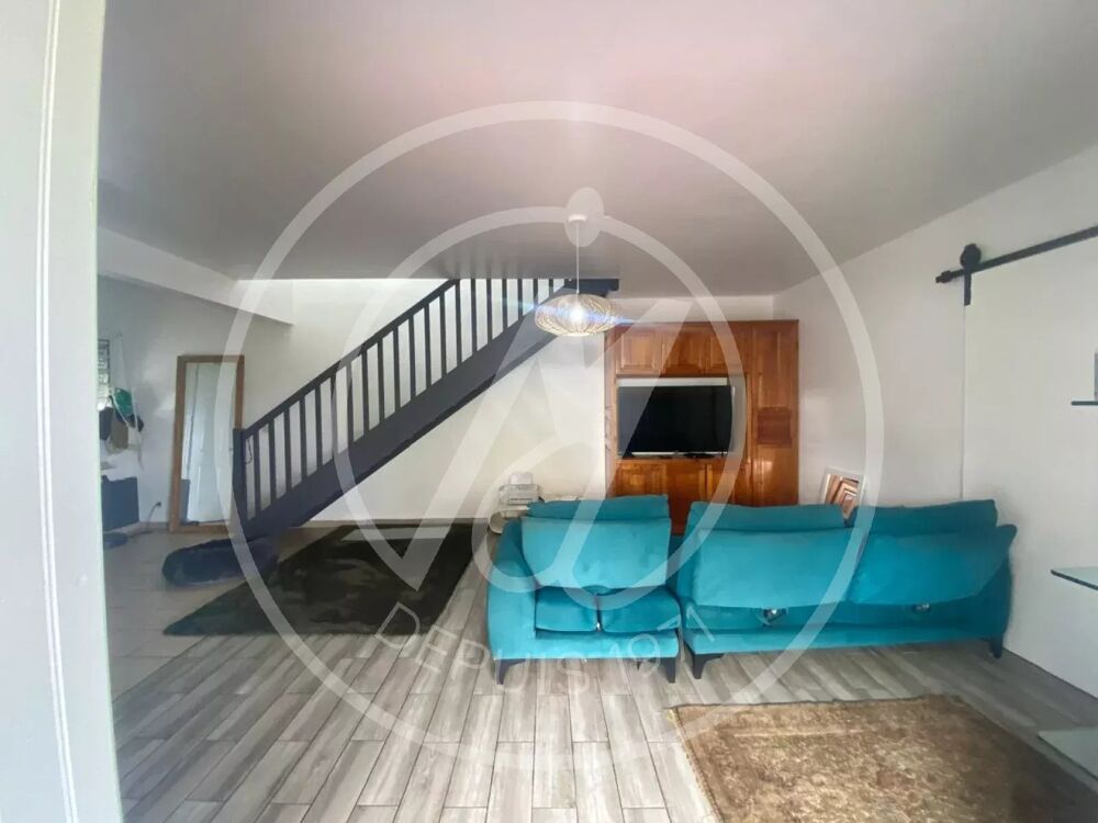 Location Maison 1590 euros A LOUER MAISON JUMELEE de type T4 NON MEUBLE - BAIE M Baie-mahault