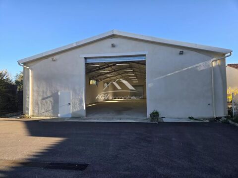Hangar de 581 m² avec 2 bureaux proche ALES 520000 30340 Salindres